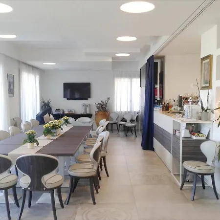 Hotel Madalu 3*