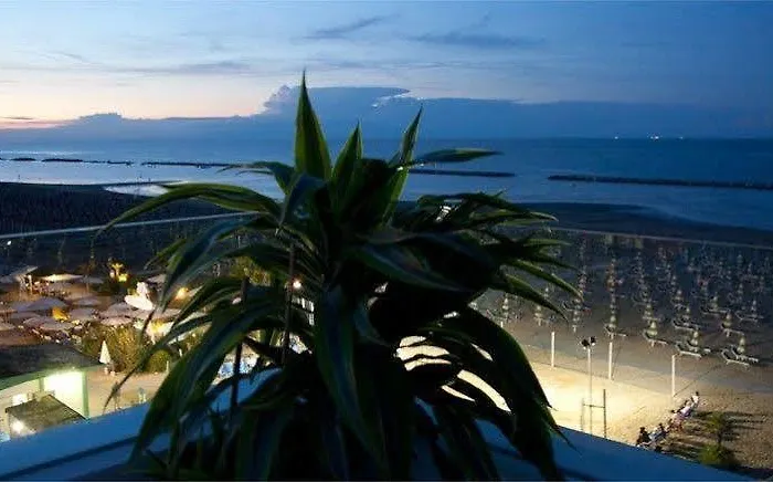 Hotel Madalu Viserba Di Rimini